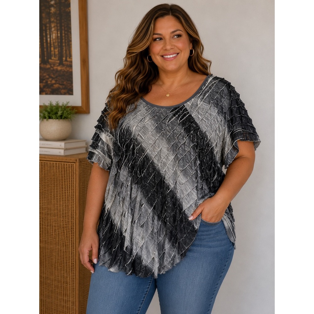 Elementz Woman Grey Black Striped Tiered Ruffle Texture Top 1X WNKU0946
